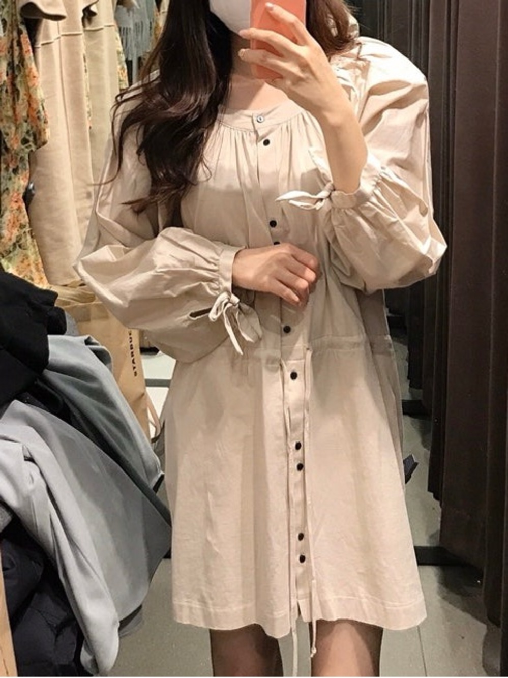 Zara Light Beige Button-Front Mini Dress with Puff Sleeves